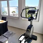 Skyadria Penthouse 公寓