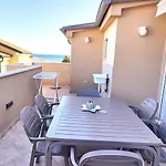 Skyadria Penthouse 公寓 维尔