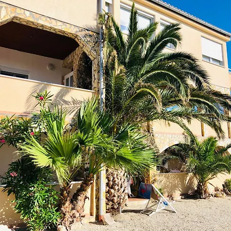 Skyadria Penthouse Apartmán Vir