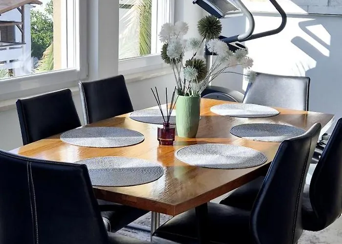 Skyadria Penthouse 公寓