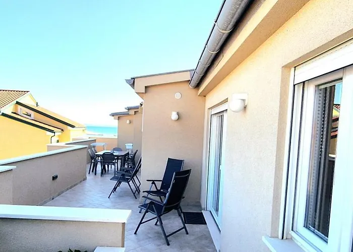 公寓 Skyadria Penthouse 维尔