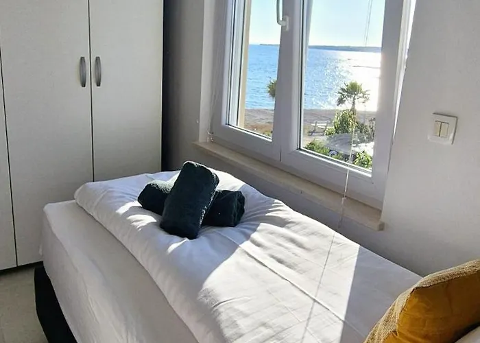 Skyadria Penthouse Вир