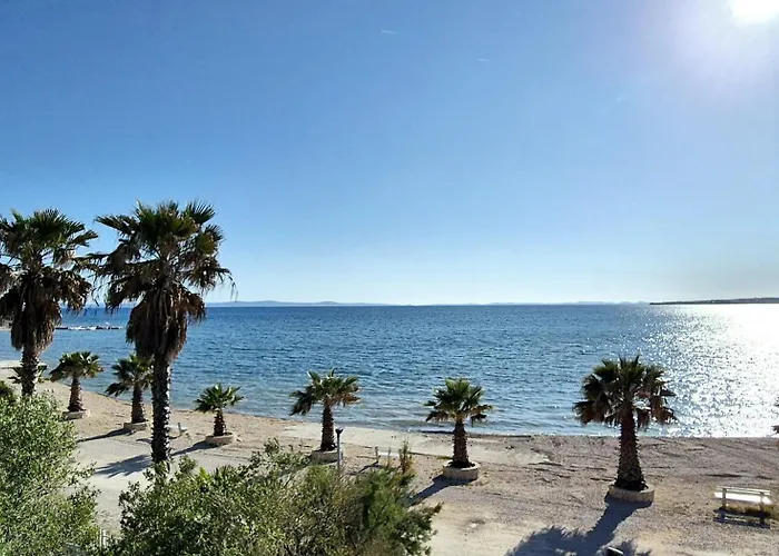 Skyadria Penthouse * Вир