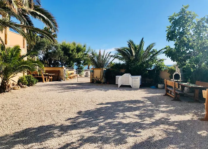 Апартаменты Skyadria Penthouse Вир